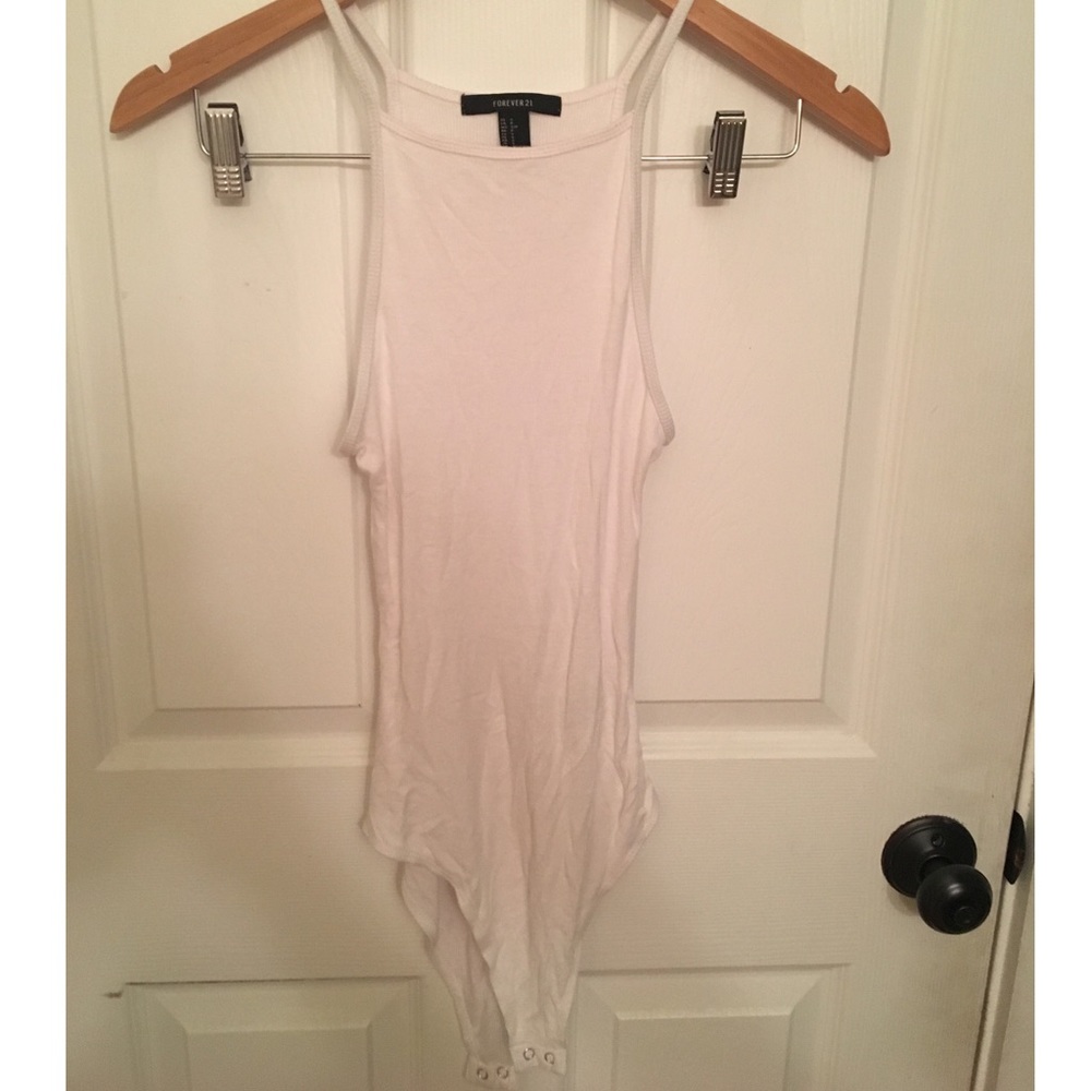 White ribbed high neck bodysuit small